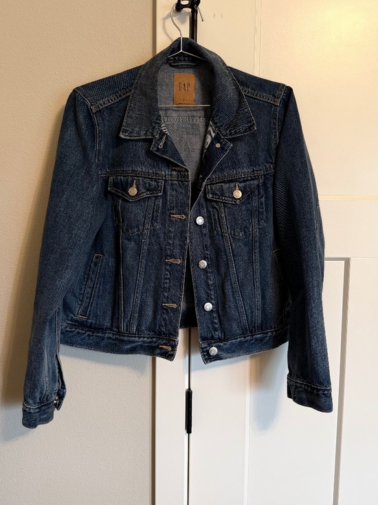 GAP Jackets & Blazers - Classic Gap denim jacket, Medium
